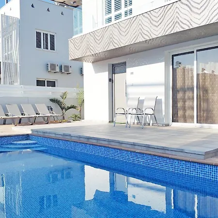 Nissini Blanco, 3 Bedroom With Private Pool, 5 Min To The Villa *