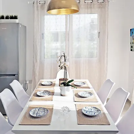 فيلة Nissini Blanco, 3 Bedroom With Private Pool, 5 Min To The *